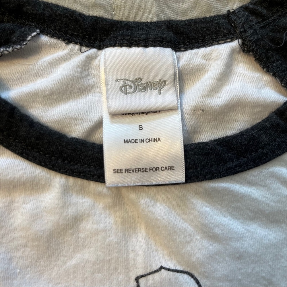 Mickey Christmas raglan tee - Picture 7 of 9